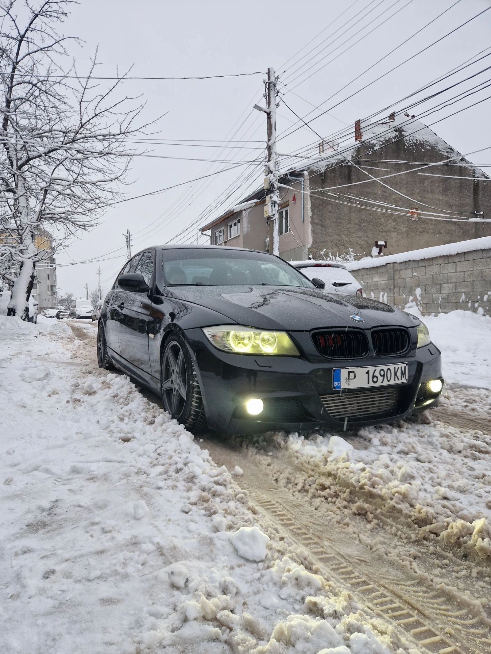 BMW 320 2.0d, снимка 5 - Автомобили и джипове - 54599263