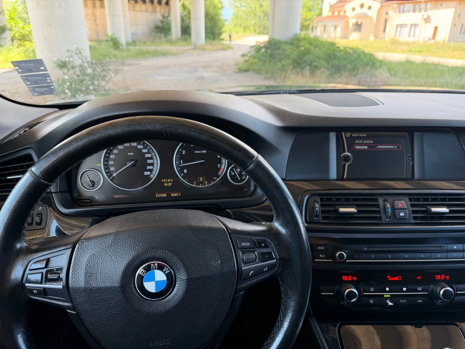 BMW 523, снимка 9 - Автомобили и джипове - 54684070
