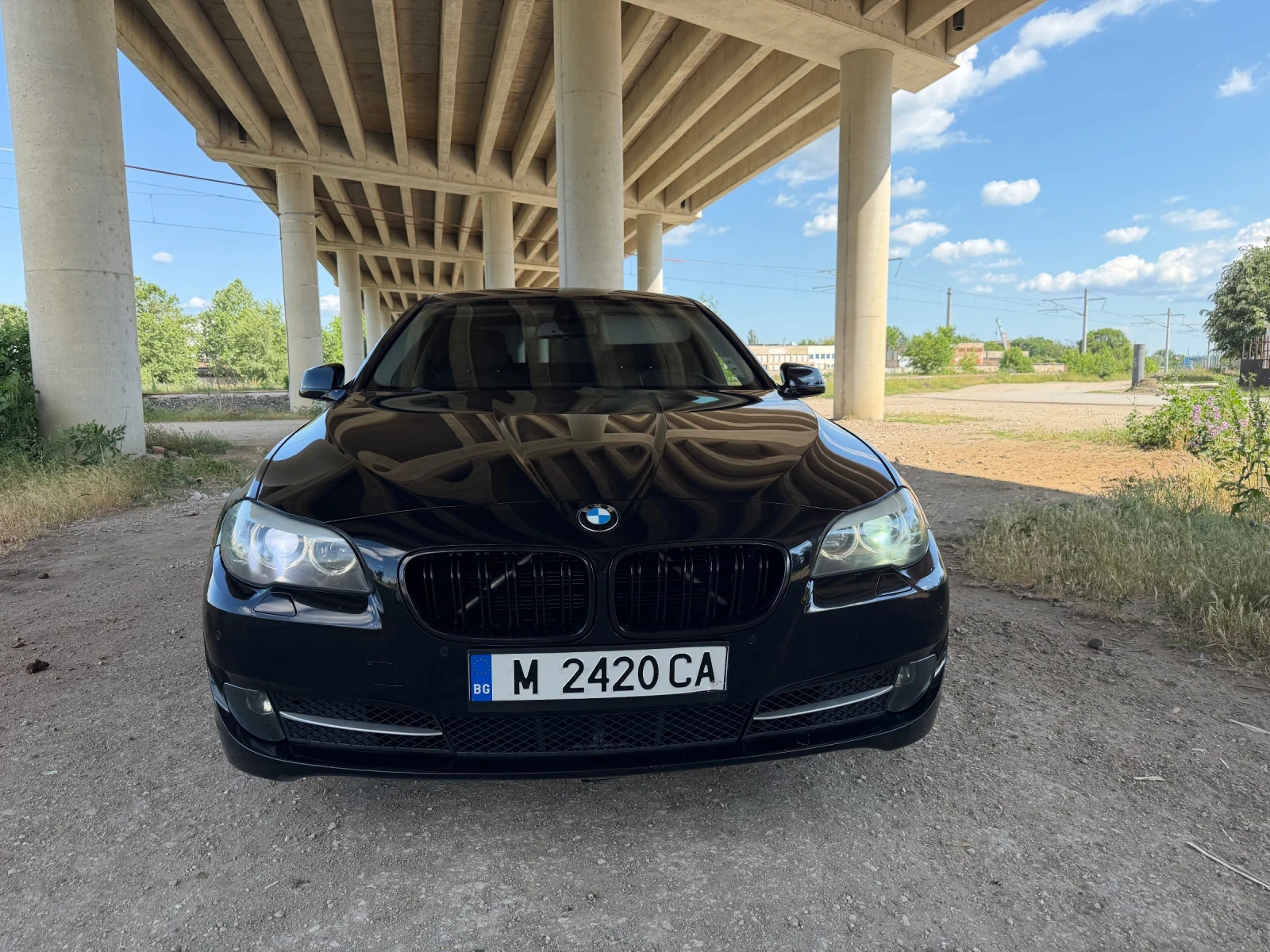 BMW 523