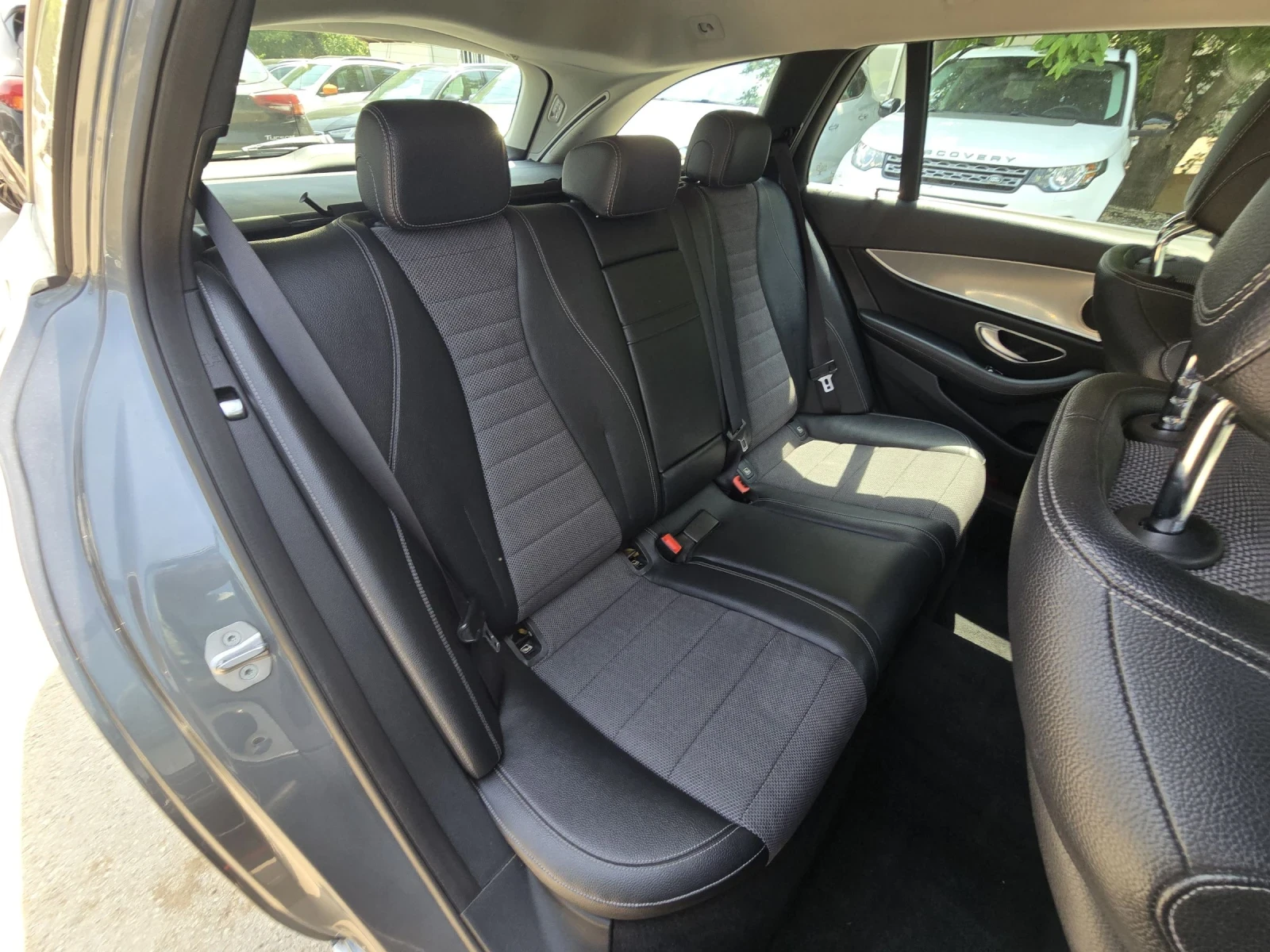 Mercedes-Benz E 200 D 150к.с Business  Топ състояние , снимка 14 - Автомобили и джипове - 54798881