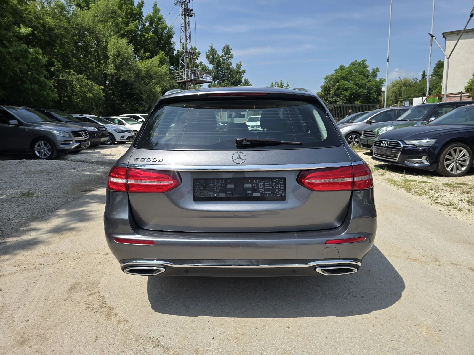 Mercedes-Benz E 200 D 150к.с Business  Топ състояние , снимка 6 - Автомобили и джипове - 54798881