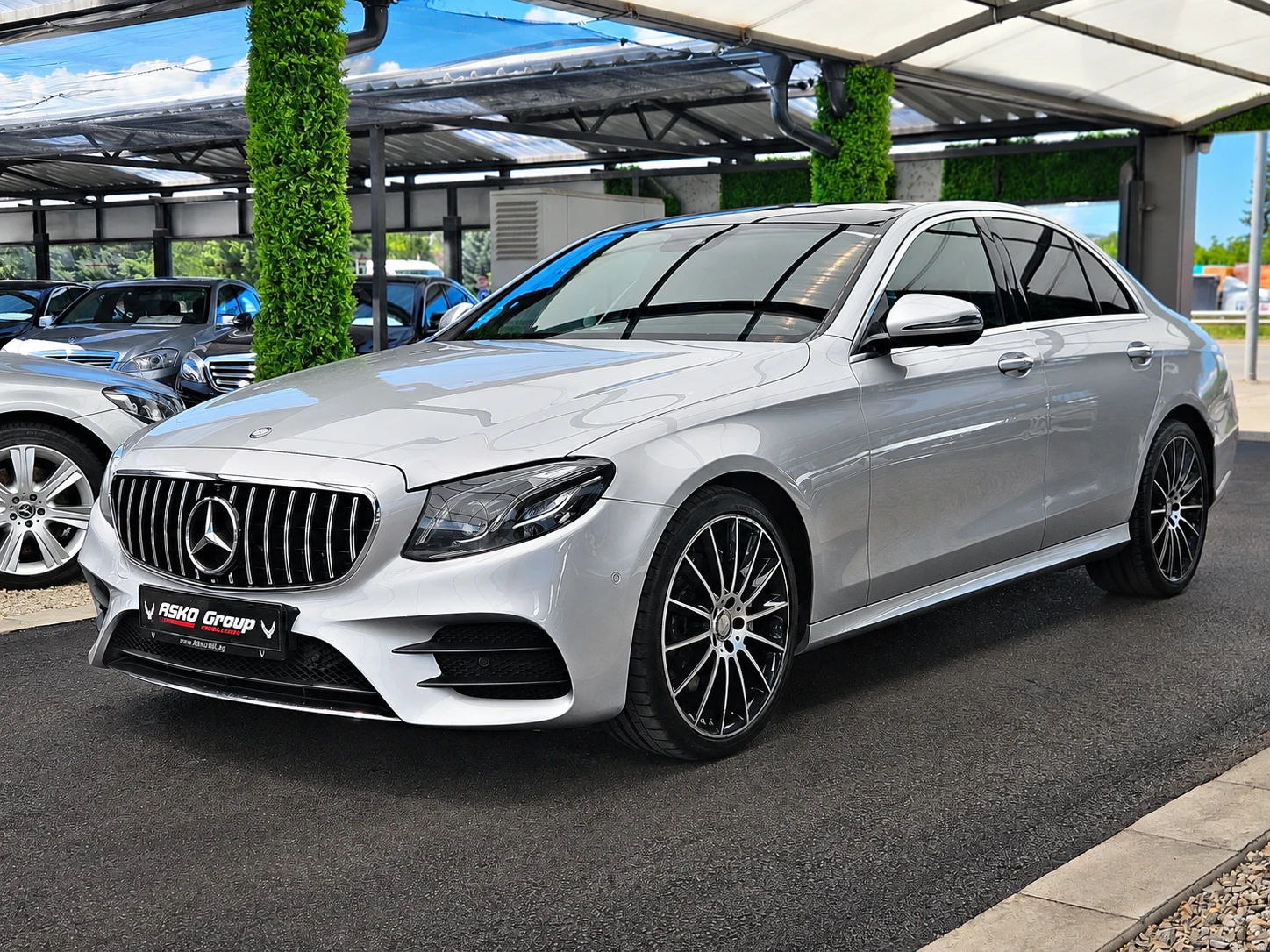 Mercedes-Benz E 220 AMG/GERMANY/DIGITAL/360CAM/PANO/AMBIENT/ПОДГРEB/LI