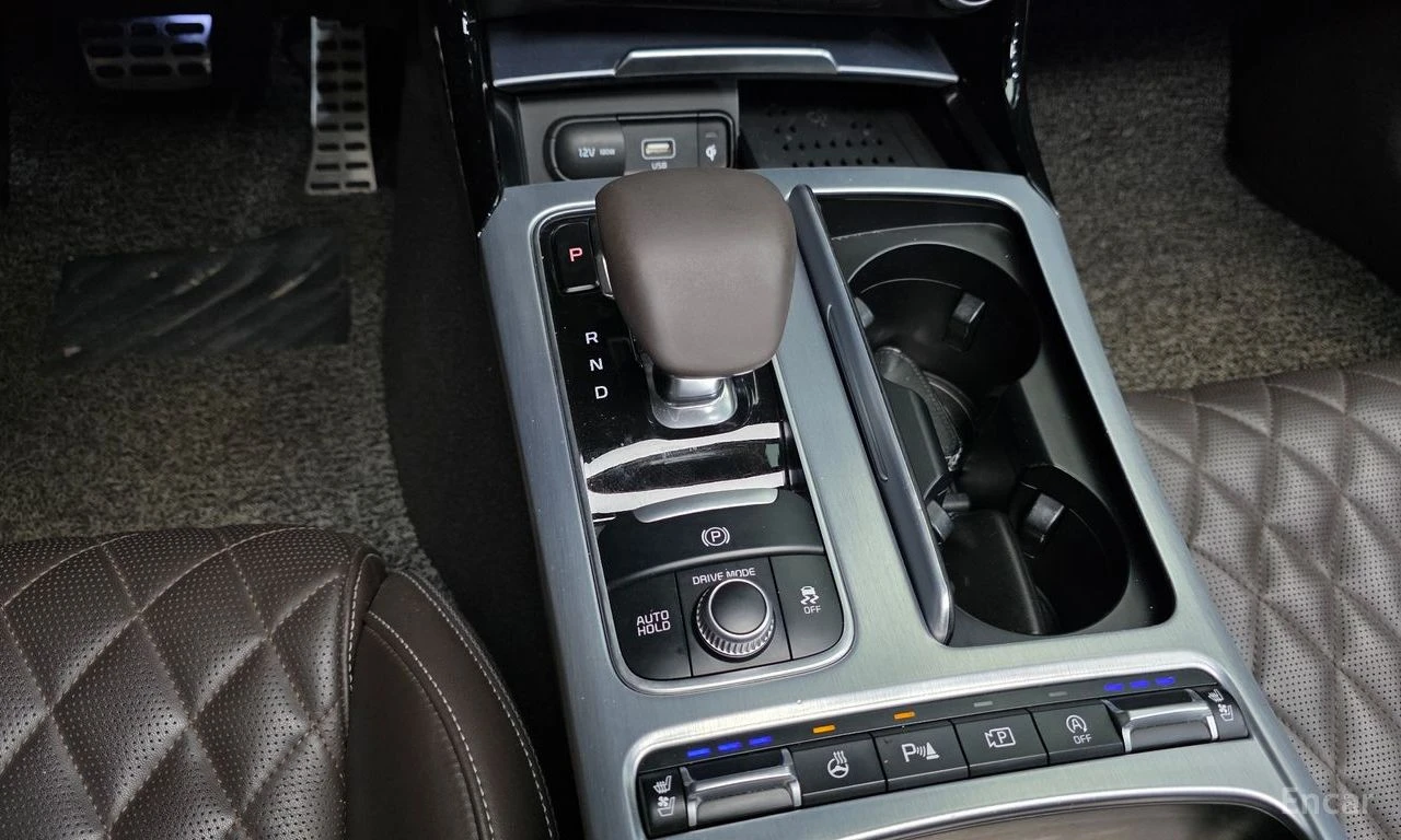 Kia Stinger 3.3 GT Masters* HARMAN KARDON* HEAD-UP* 360 CAM* , снимка 14 - Автомобили и джипове - 54972113
