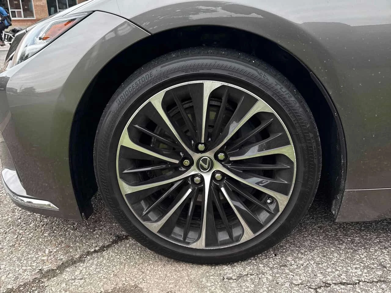 Lexus LS * 500 AWD * АВТОКРЕДИТ БЕЗ ПЪРВОНАЧАЛНА ВНОСКА* , снимка 7 - Автомобили и джипове - 55071570