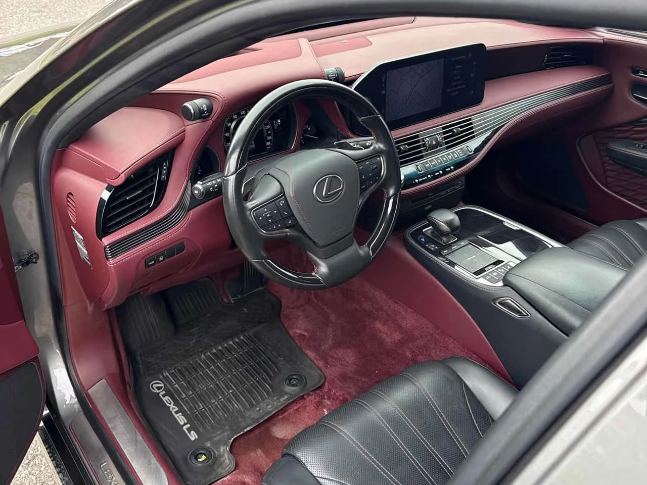 Lexus LS * 500 AWD * АВТОКРЕДИТ БЕЗ ПЪРВОНАЧАЛНА ВНОСКА* , снимка 5 - Автомобили и джипове - 55071570