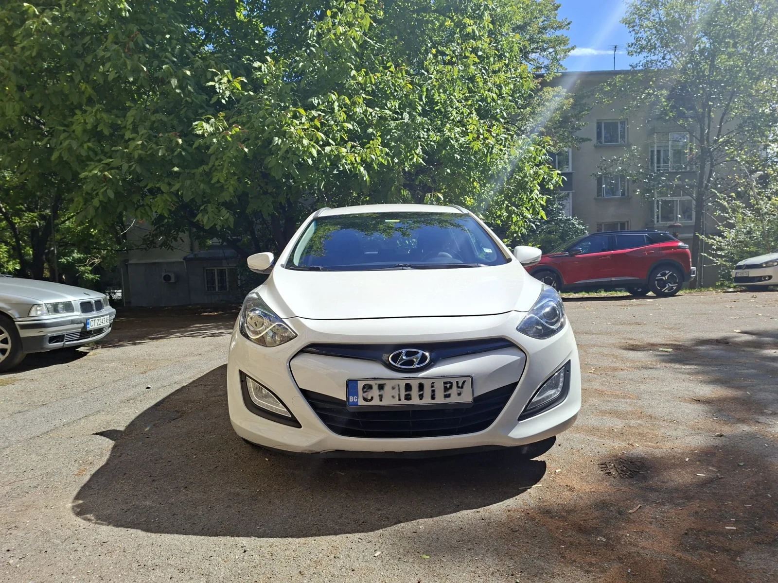 Hyundai I30 1.6 CRDI, снимка 2 - Автомобили и джипове - 56244268