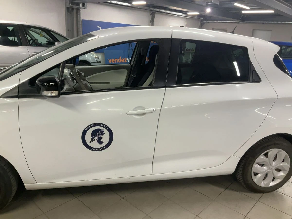 Renault Zoe electric drive 43 kW Life* ВНОС САМО СРЕЩУ 30%, снимка 3 - Автомобили и джипове - 56252686