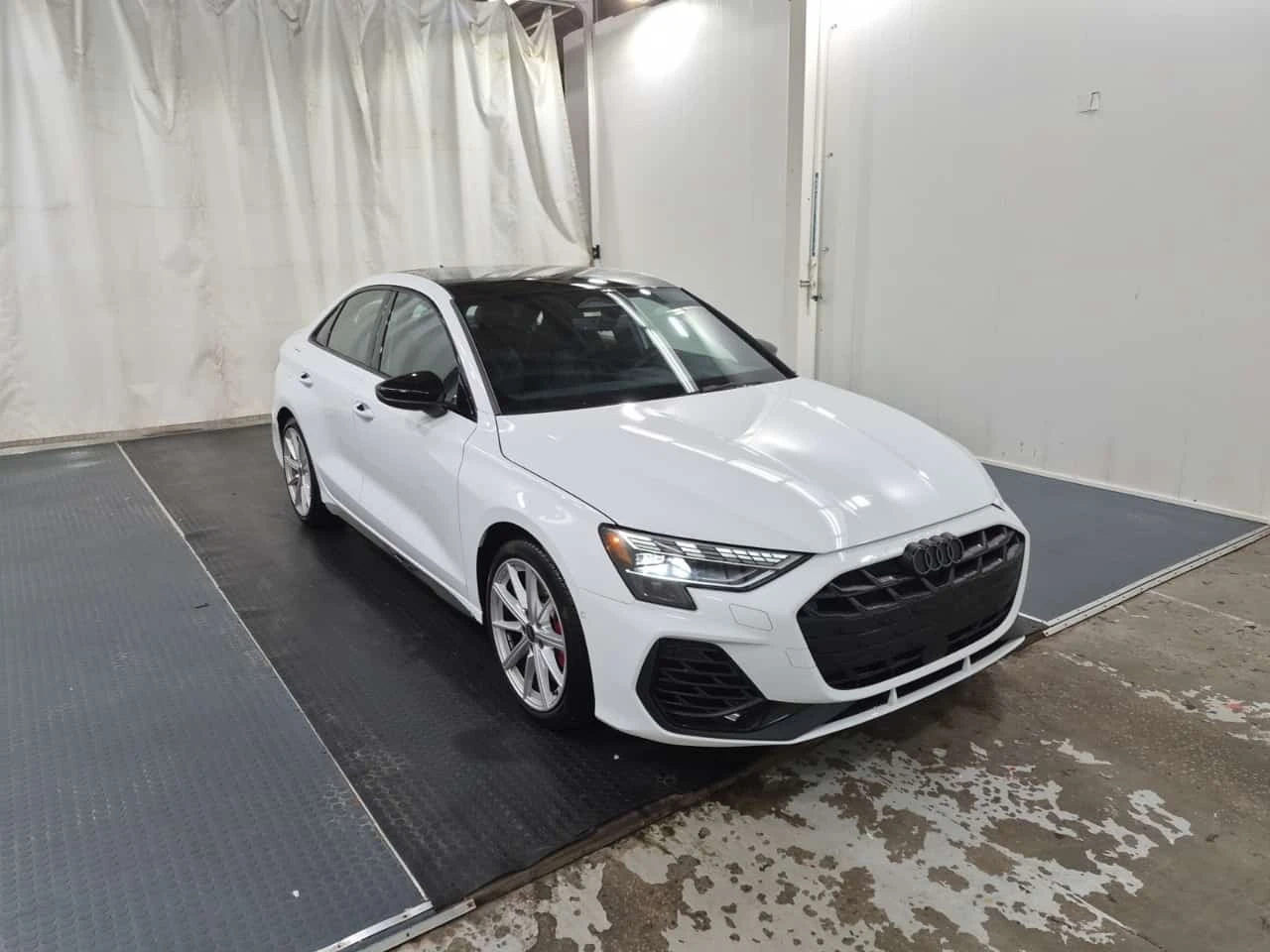 Audi S3  Progressiv / Bucket / Distronic / Carfax  , снимка 5 - Автомобили и джипове - 56323990