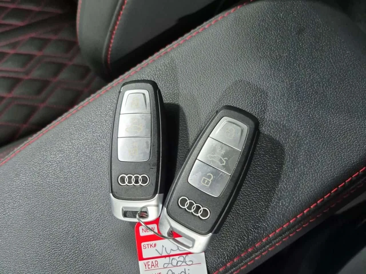 Audi S3  Progressiv / Bucket / Distronic / Carfax  , снимка 8 - Автомобили и джипове - 56323990