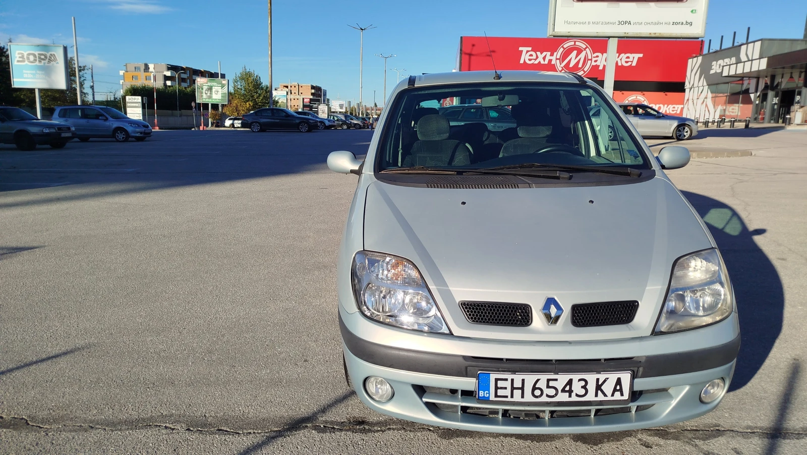 Renault Scenic Бензин/газ, снимка 5 - Автомобили и джипове - 56638057