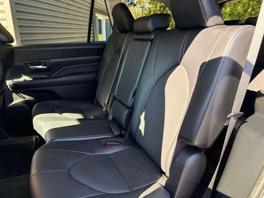 Toyota Grand Highlander, снимка 15 - Автомобили и джипове - 56728978
