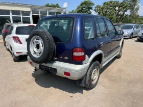     Kia Sportage 2.0  44