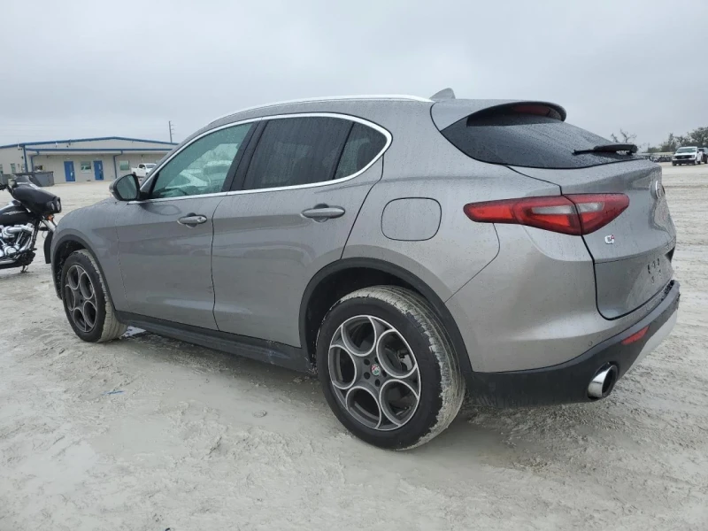 Alfa Romeo Stelvio, снимка 4 - Автомобили и джипове - 49295578