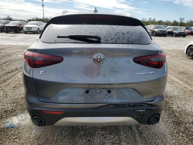 Alfa Romeo Stelvio, снимка 6 - Автомобили и джипове - 49295578