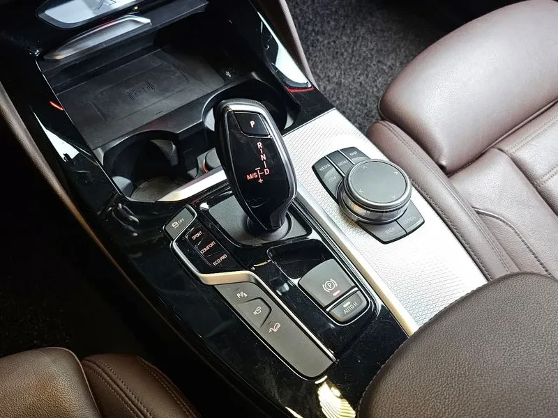 BMW X4, снимка 9 - Автомобили и джипове - 54819405