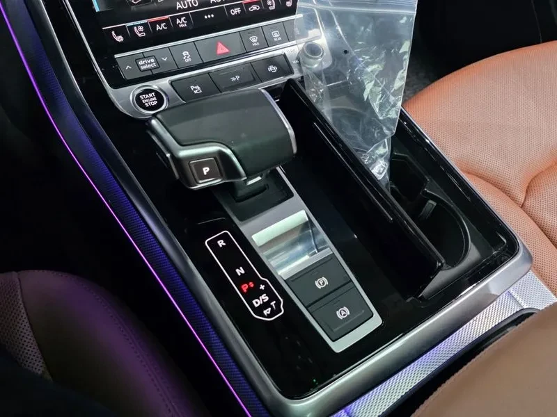 Audi Q7 3.0 TDI Quattro - САМО 30% АВАНС, снимка 9 - Автомобили и джипове - 55951550