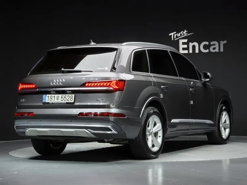 Audi Q7 3.0 TDI Quattro - САМО 30% АВАНС, снимка 2 - Автомобили и джипове - 55951550