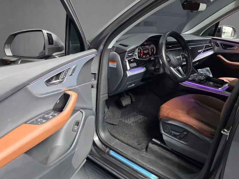 Audi Q7 3.0 TDI Quattro - САМО 30% АВАНС, снимка 10 - Автомобили и джипове - 55951550