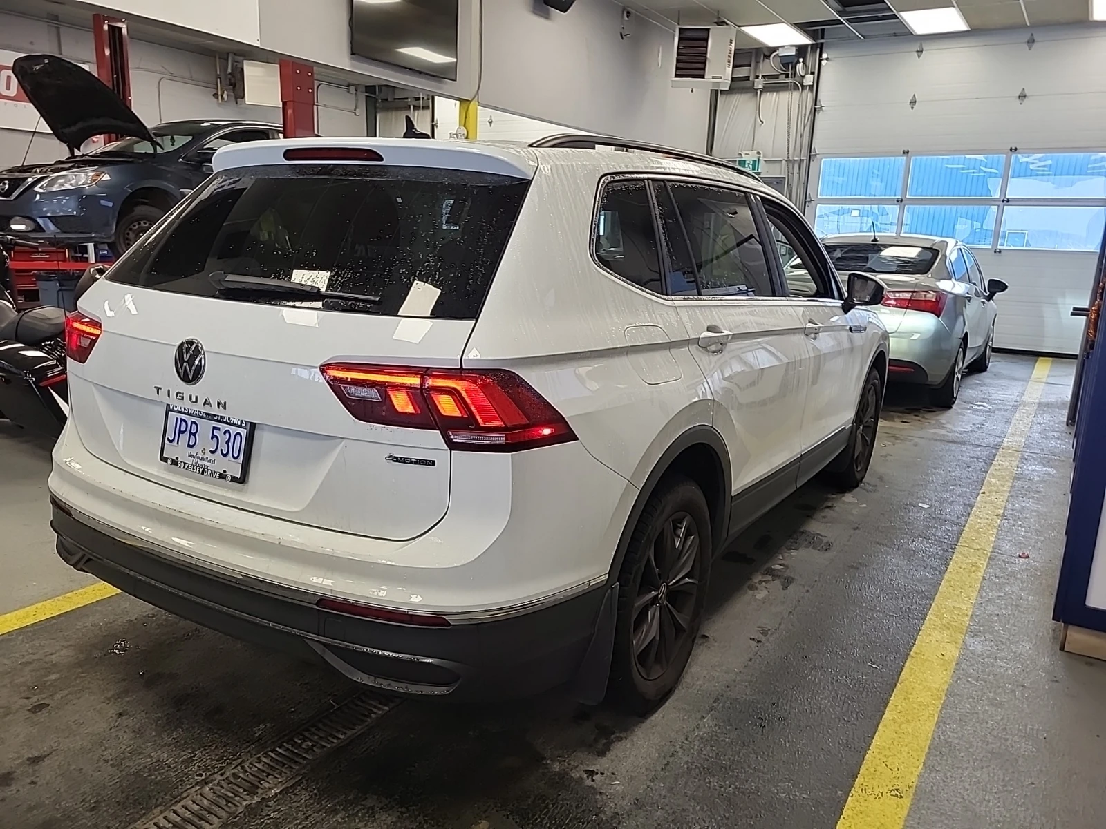 VW Tiguan * CARFAX *    | Mobile.bg   3