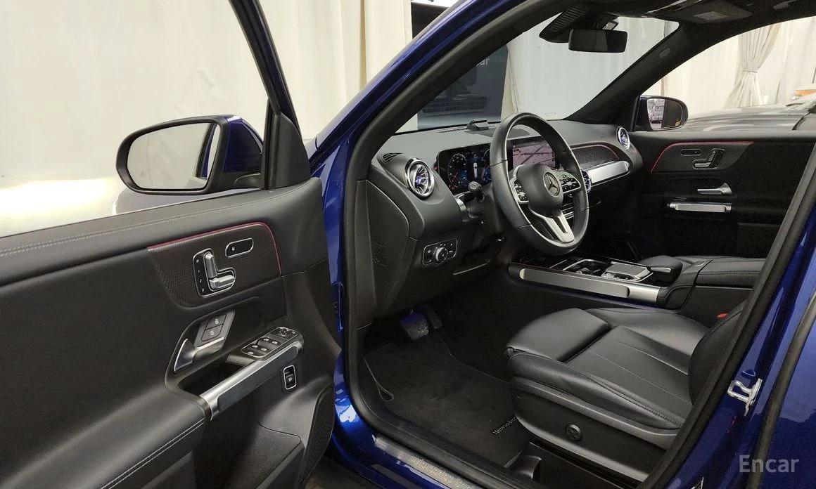 Mercedes-Benz GLB  - изображение 10