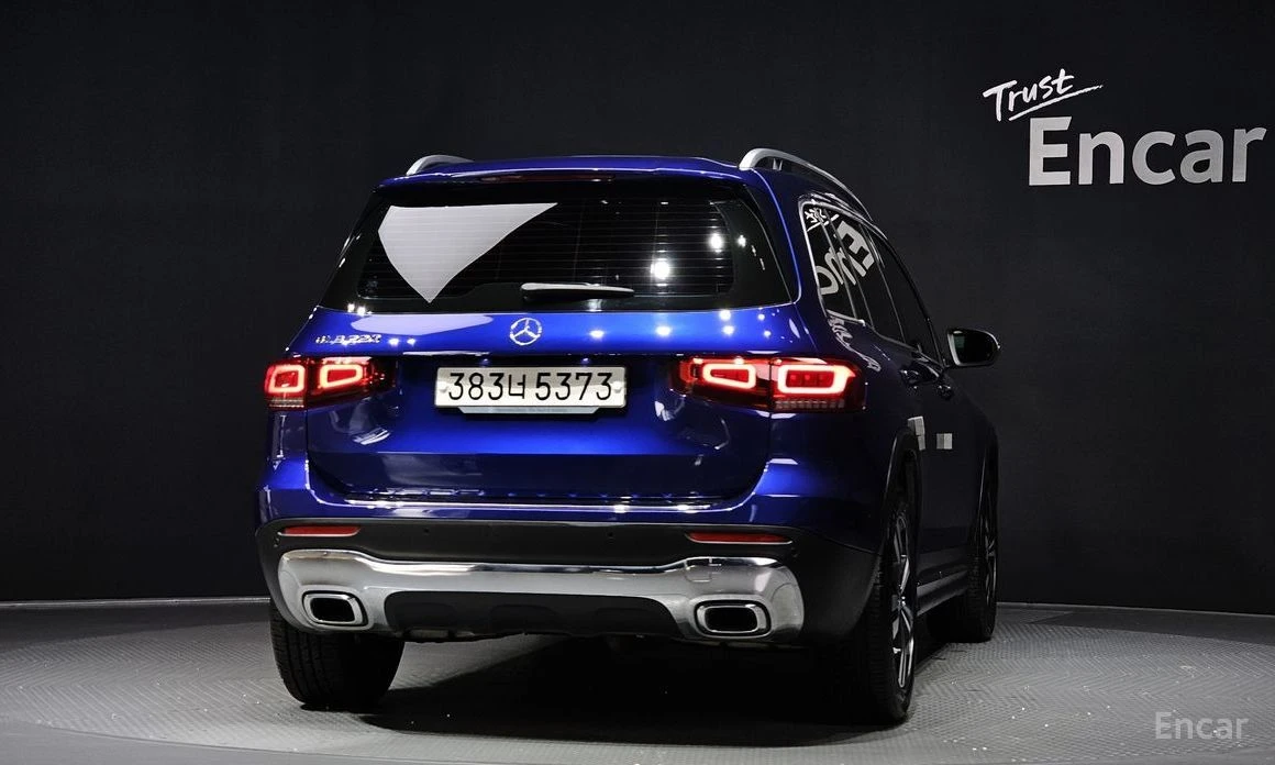 Mercedes-Benz GLB  - изображение 4