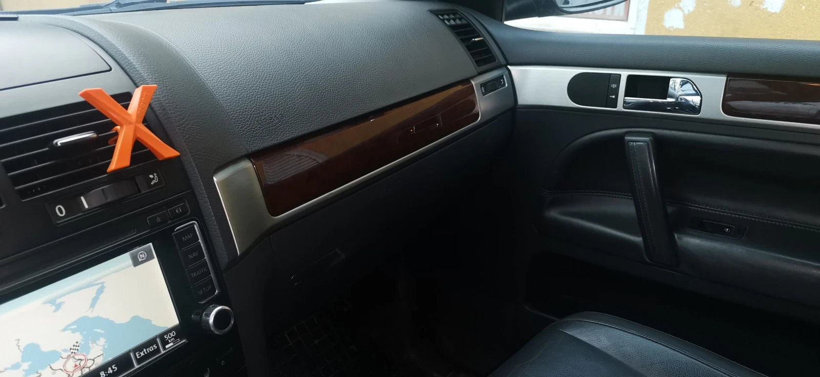 VW Touareg 5.0 v10  - изображение 9