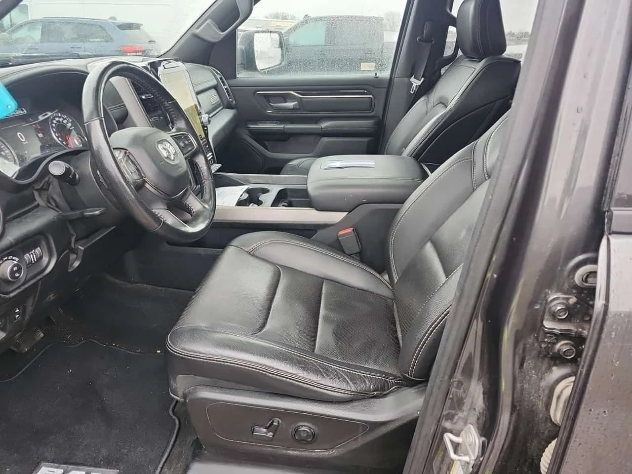 Dodge RAM 1500 HEMI V8 | 4x4 | CREW CAB | КАМЕРА | КРУИЗ | , снимка 5 - Автомобили и джипове - 53940349