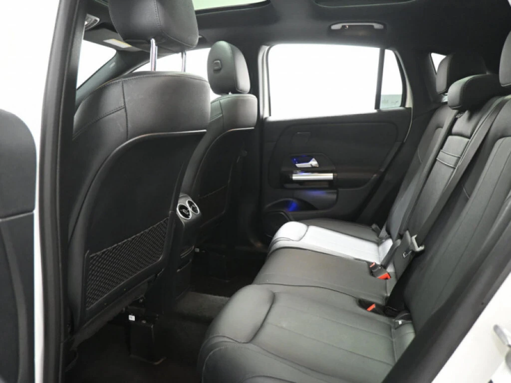 Mercedes-Benz GLA 250 4MATIC/No Accident/Panoramic Roof/Navigation/ | Mobile.bg � ����������� 16