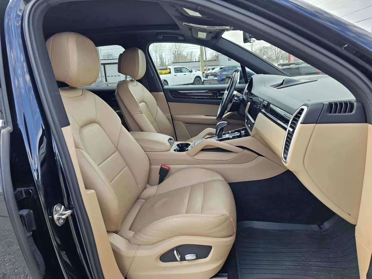 Porsche Cayenne * Type 9YA * CARFAX * ���� �� �� | Mobile.bg � ����������� 9