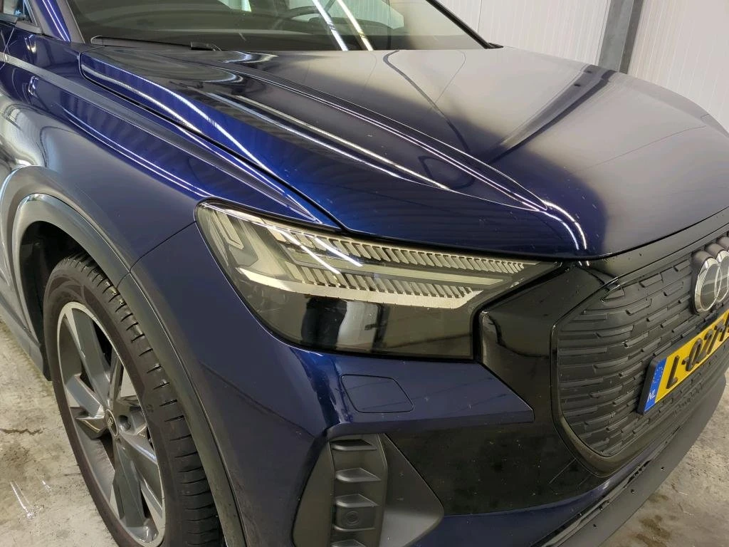 Audi Q4 35 MATRIX, снимка 4 - Автомобили и джипове - 55001928