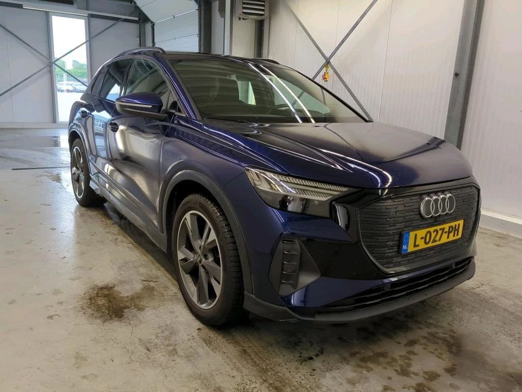Audi Q4 35 MATRIX, снимка 3 - Автомобили и джипове - 55001928
