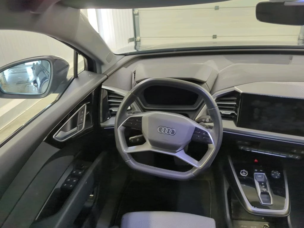 Audi Q4 35 MATRIX, снимка 12 - Автомобили и джипове - 55001928