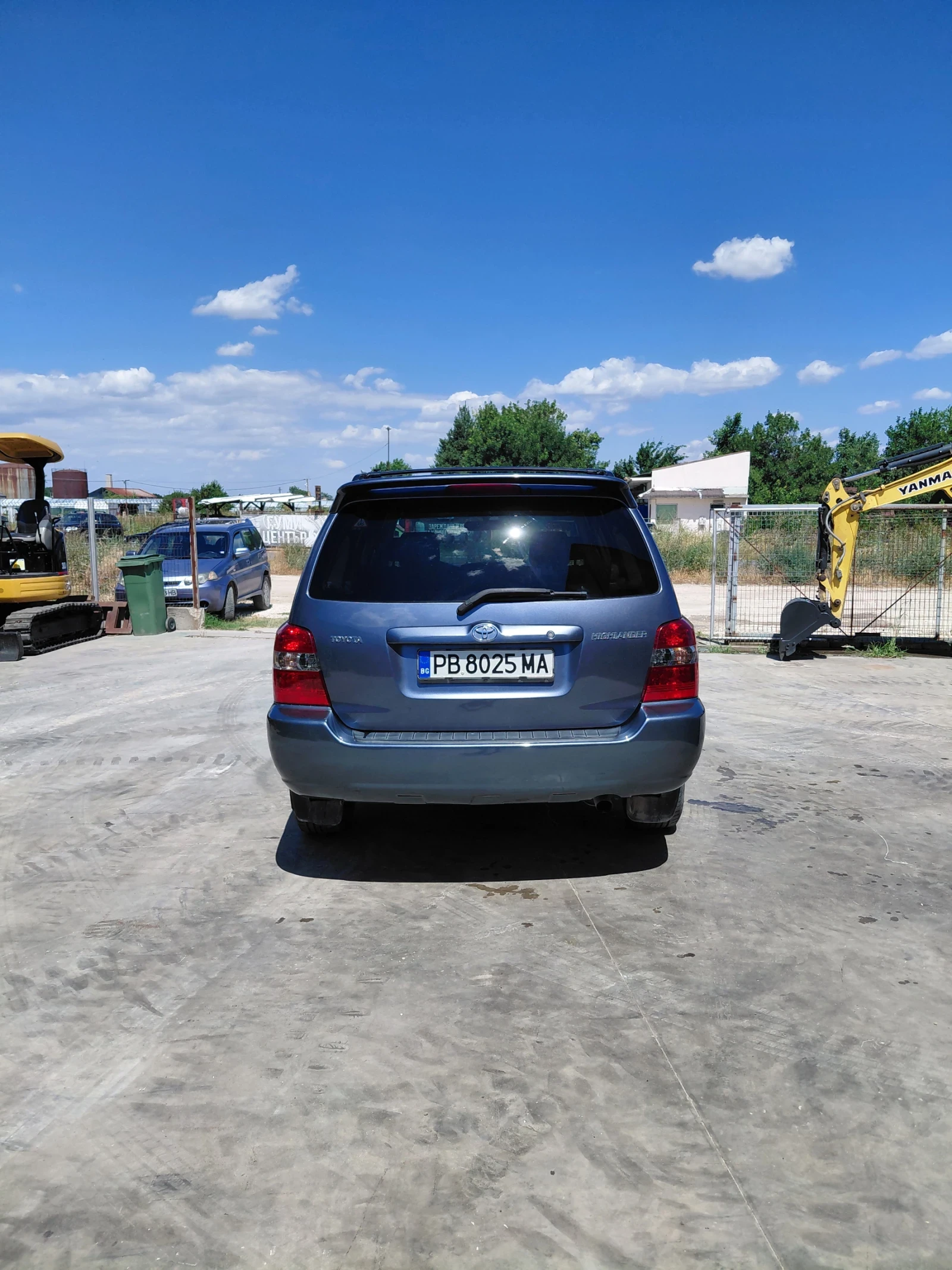 Toyota Highlander 2.4 - Газ / Отличен / С допълнителни зимни гуми, снимка 5 - Автомобили и джипове - 55250762