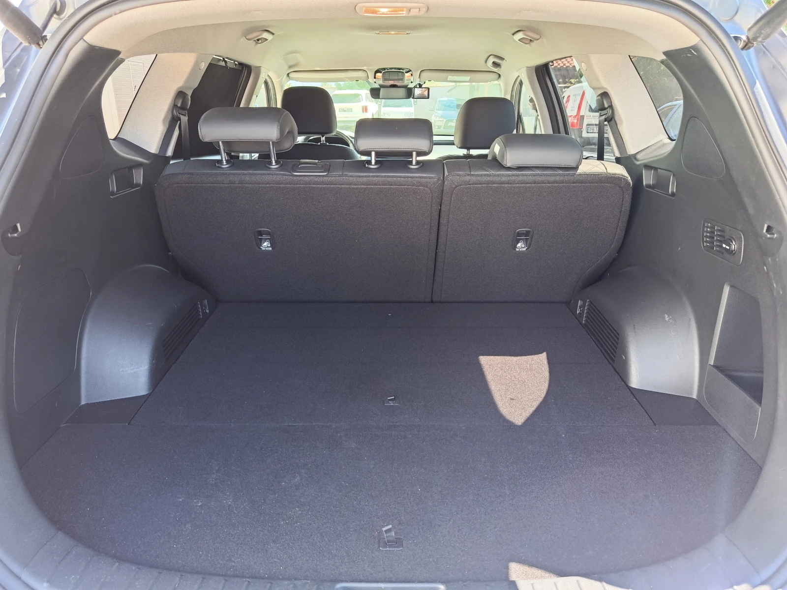Hyundai Santa fe, снимка 11 - Автомобили и джипове - 55703330