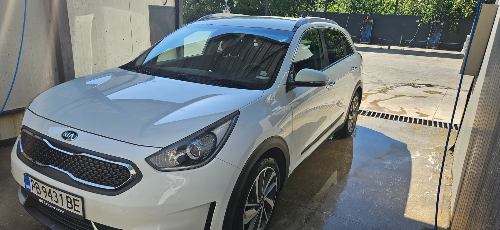 Kia Niro, снимка 2 - Автомобили и джипове - 55780382