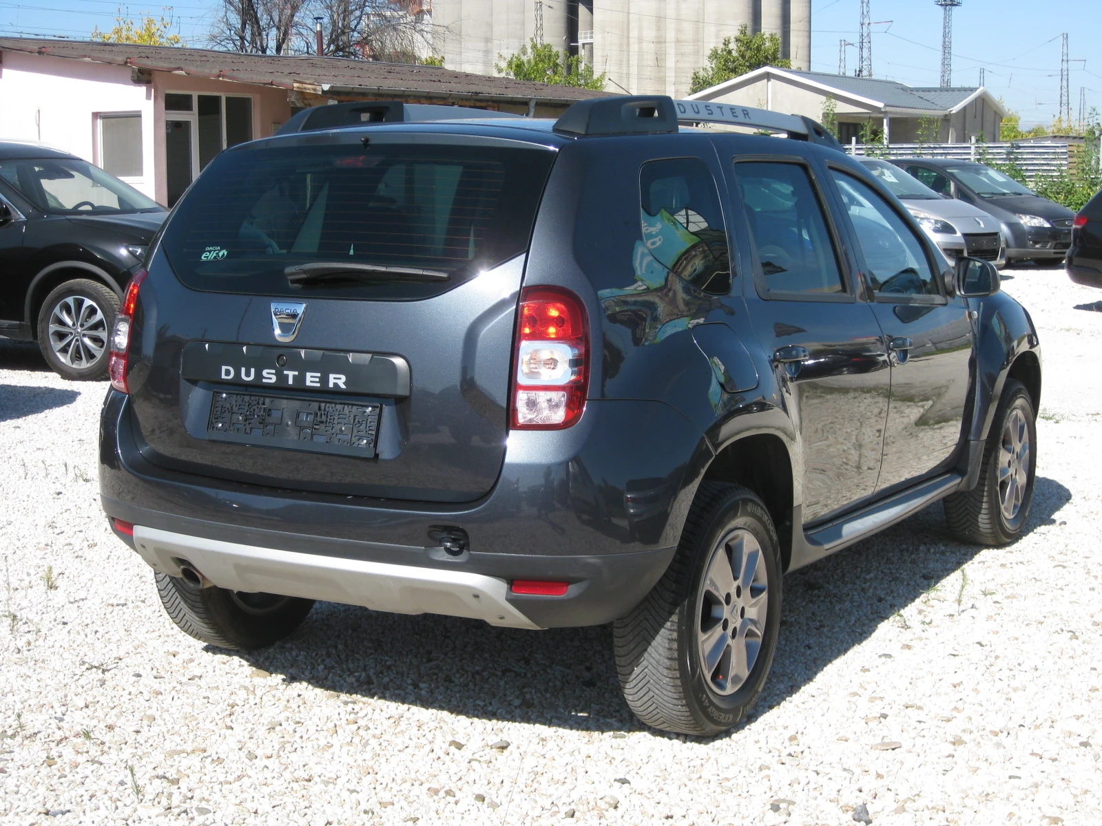 Dacia Duster 1.5 dci, снимка 5 - Автомобили и джипове - 56467584