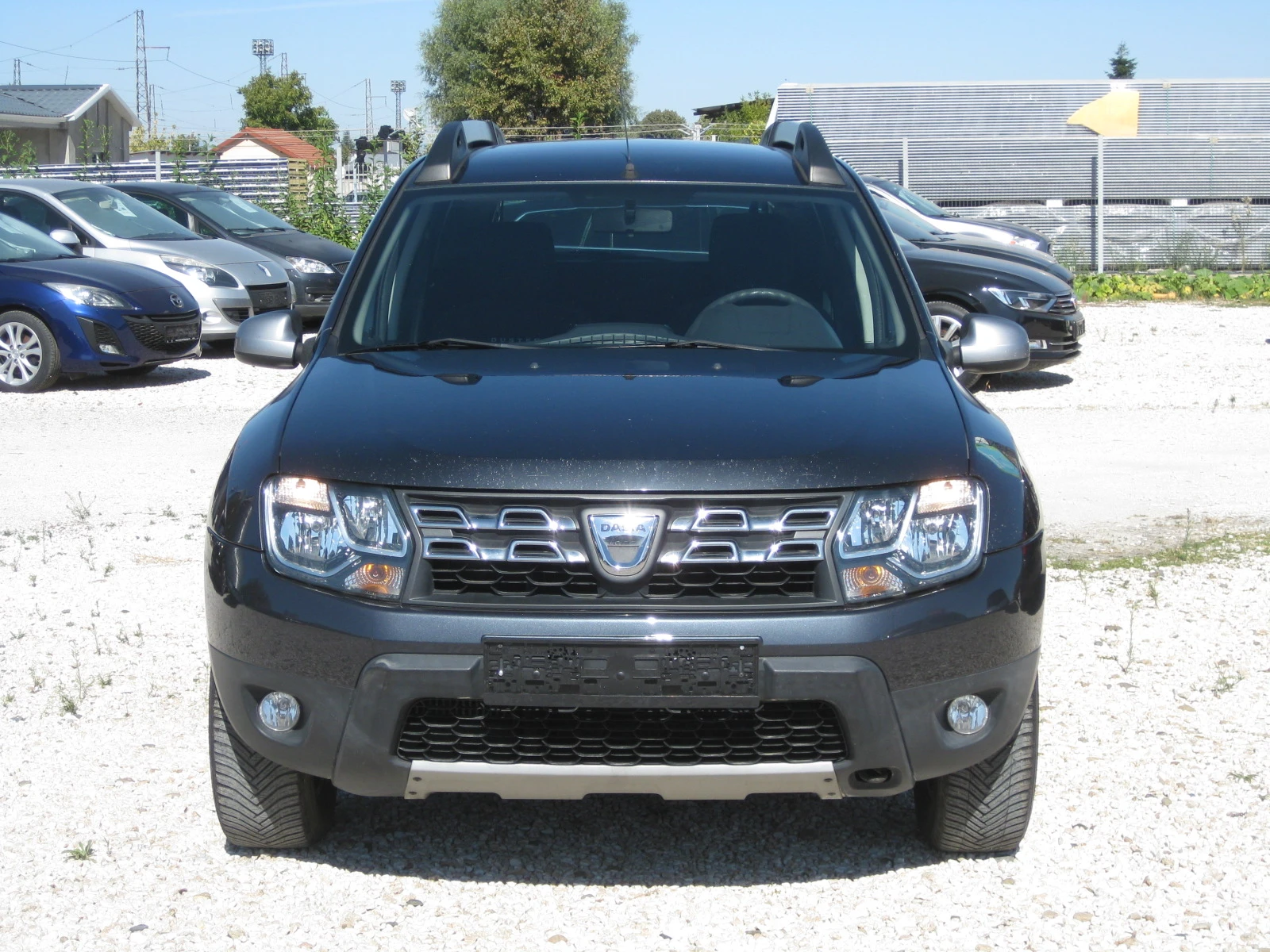 Dacia Duster 1.5 dci, снимка 2 - Автомобили и джипове - 56467584