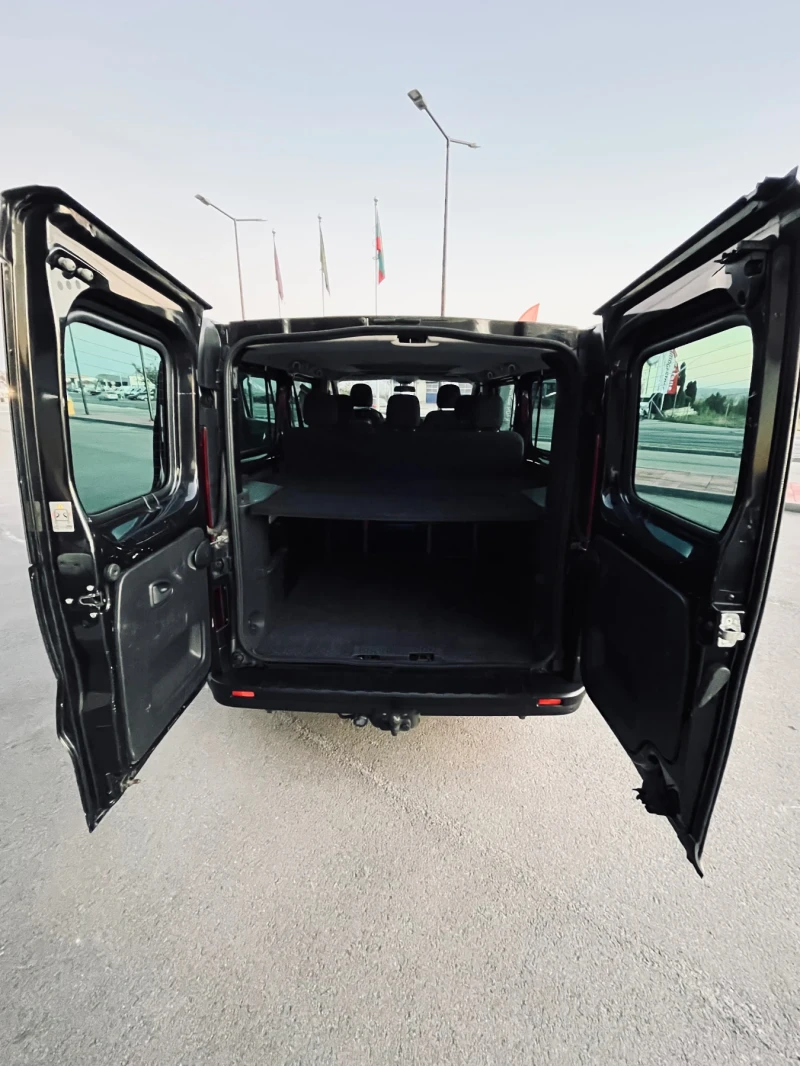 Opel Vivaro 8-МЕСТА;ДЪЛГА БАЗА; КЛИМАТИК;НАВИГАЦИЯ;EURO6, снимка 5 - Бусове и автобуси - 47854361