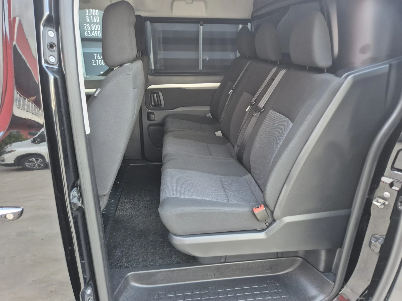 Peugeot Expert 2.0HDI* 177ps* NAVI* AVTOMAT* FULL* , снимка 13 - Бусове и автобуси - 56315639