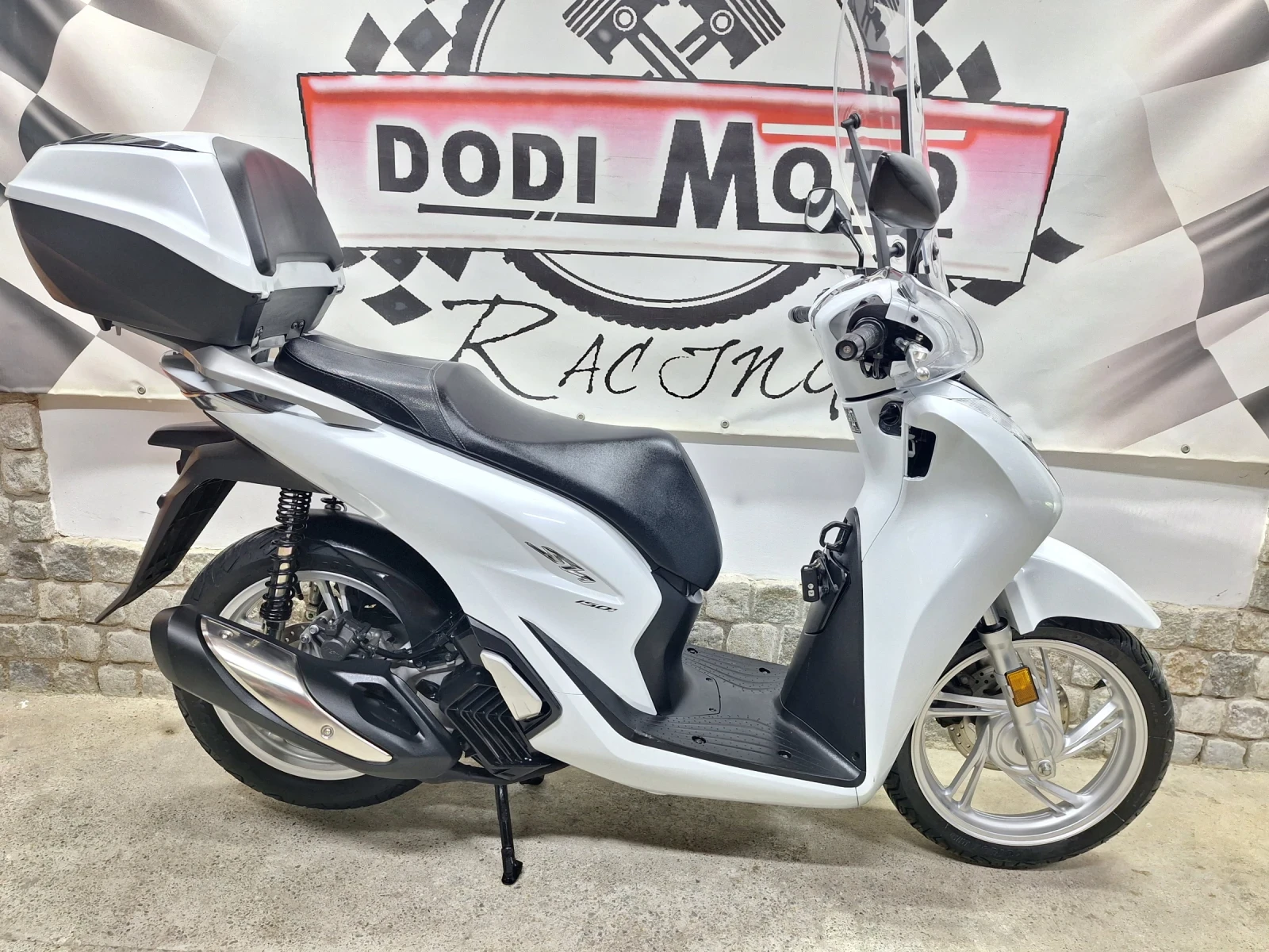 Honda Sh 2 броя : 125cc & 150cc - изображение 9