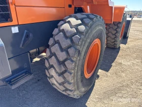 Челен товарач DOOSAN 250-3, снимка 9