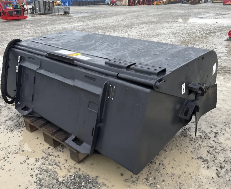 Асфалтополагаща машина Друга марка 2бр. четка за метене за бобкат , снимка 9 - Индустриална техника - 52665544