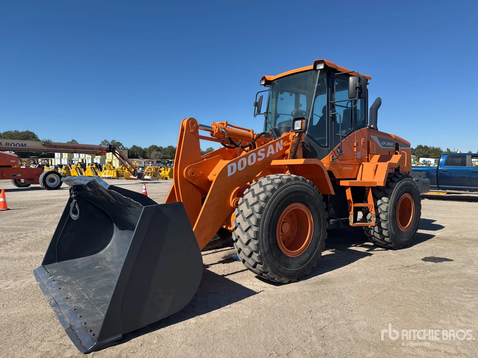 Челен товарач DOOSAN 250-3