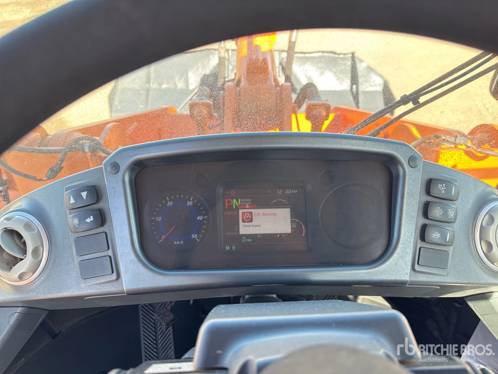 Челен товарач DOOSAN 250-3, снимка 10 - Индустриална техника - 55713723