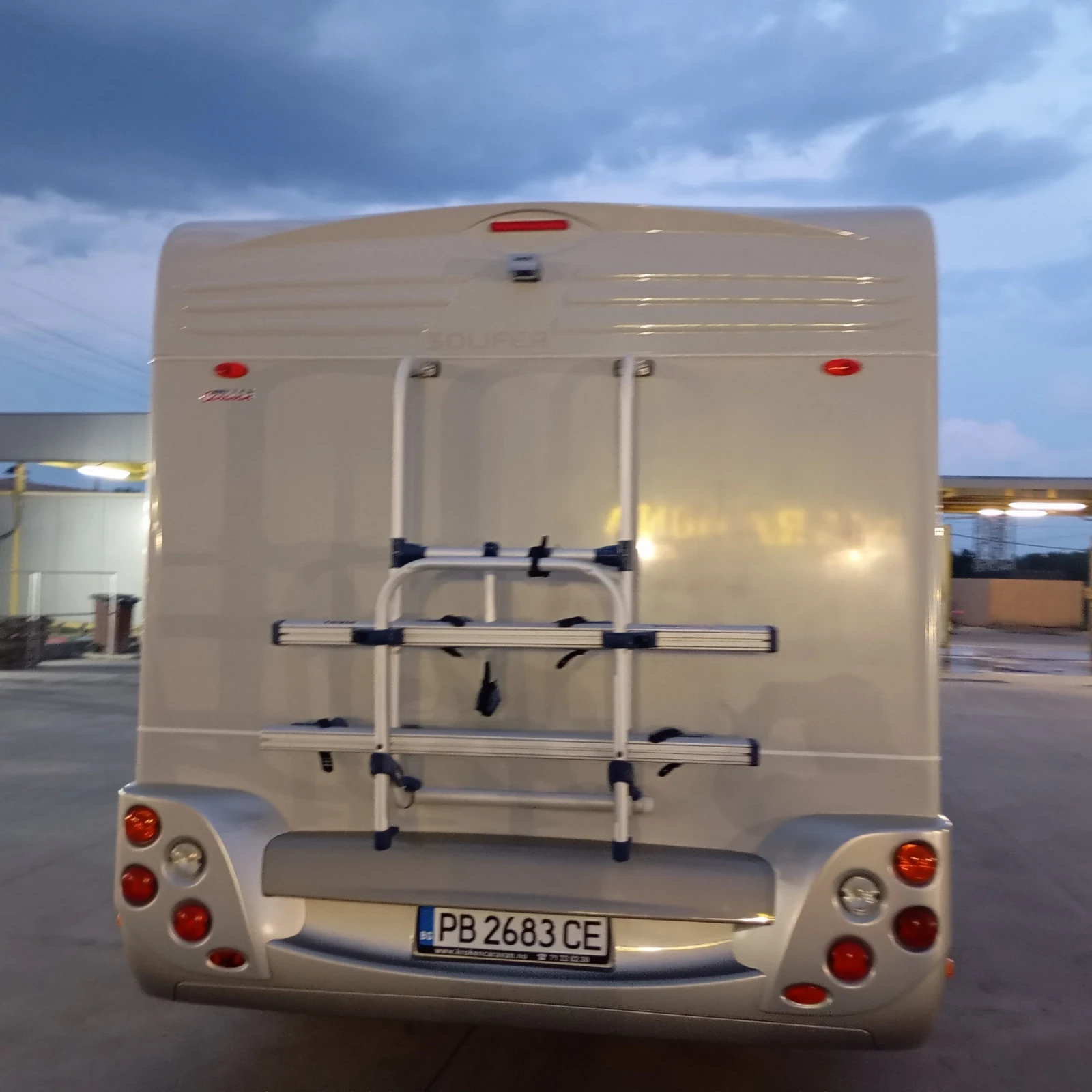 Кемпер HYMER / ERIBA Humer Solifer GT , снимка 5 - Каравани и кемпери - 54809538