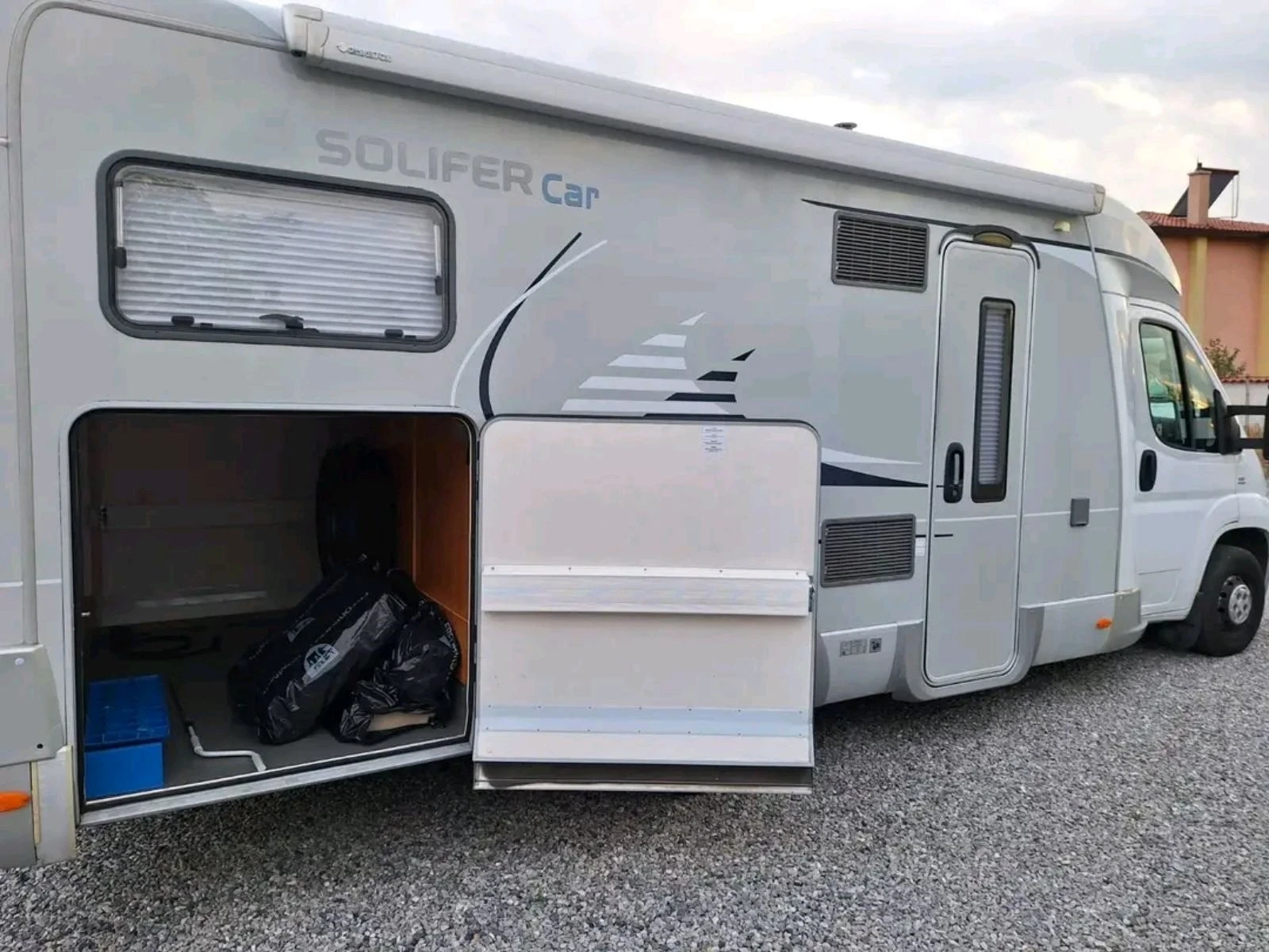 Кемпер HYMER / ERIBA Humer Solifer GT , снимка 14 - Каравани и кемпери - 54809538