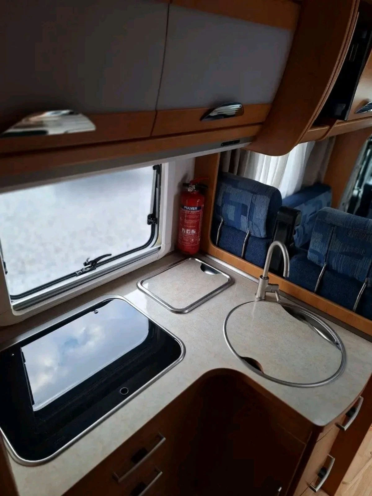 Кемпер HYMER / ERIBA Humer Solifer GT , снимка 10 - Каравани и кемпери - 54809538