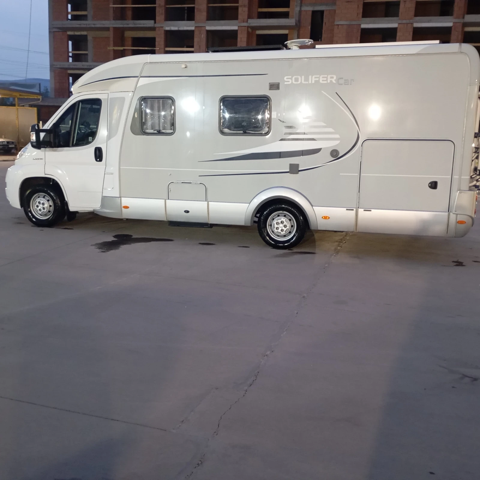 Кемпер HYMER / ERIBA Humer Solifer GT , снимка 7 - Каравани и кемпери - 54809538