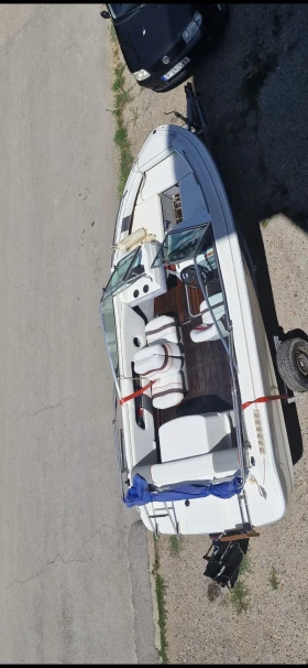 Моторна яхта Sea Ray, снимка 7