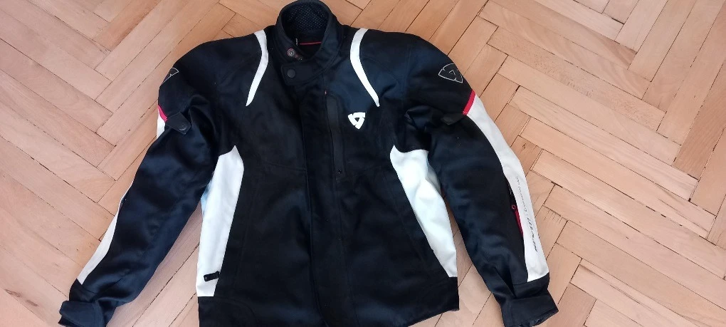       Revit   Pilot | Mobile.bg   1